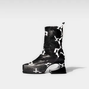 Black Snow Roxy Boots
