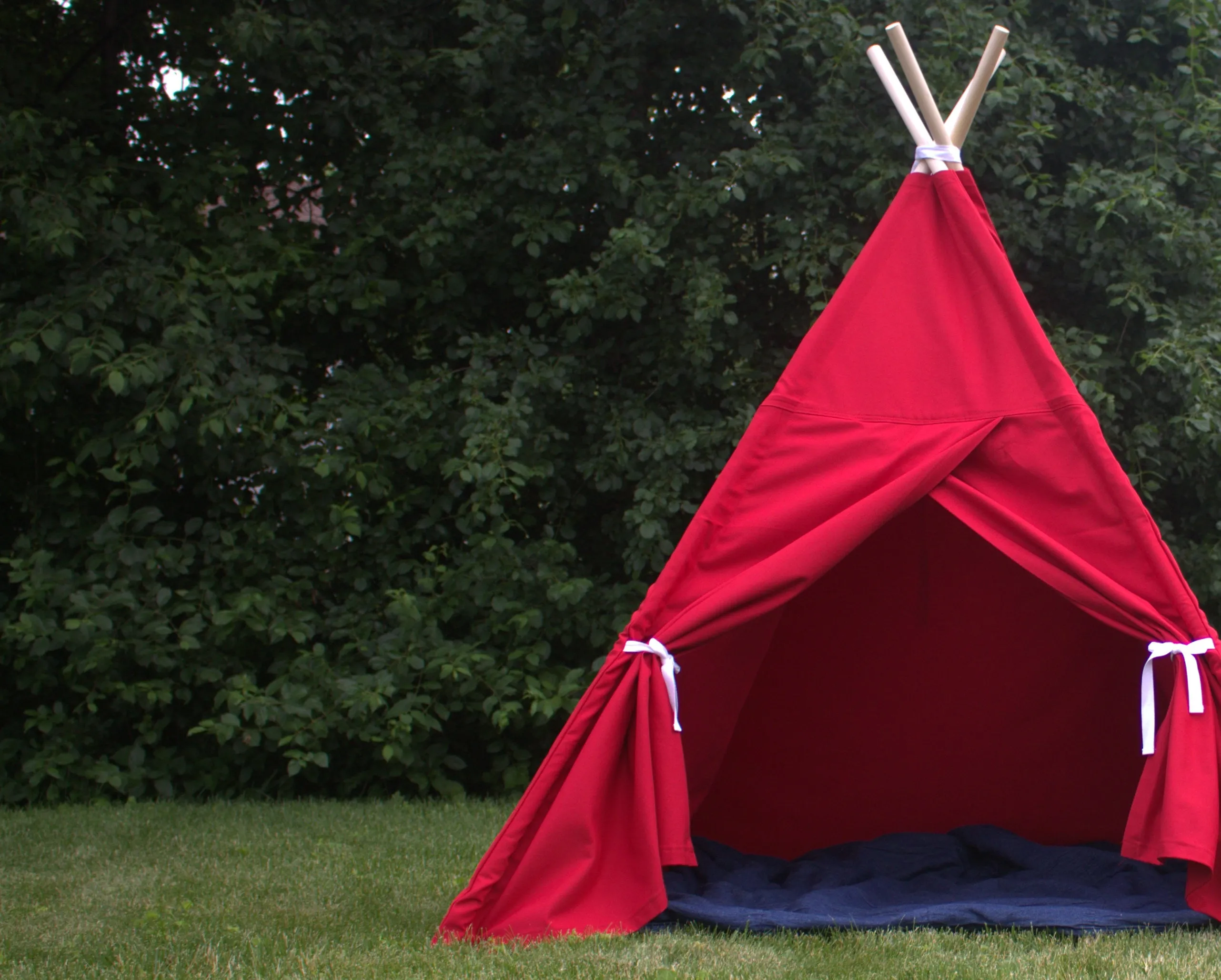 Canvas Kids Teepee Play Tent with Window, 14 Colors, 5 Sizes
