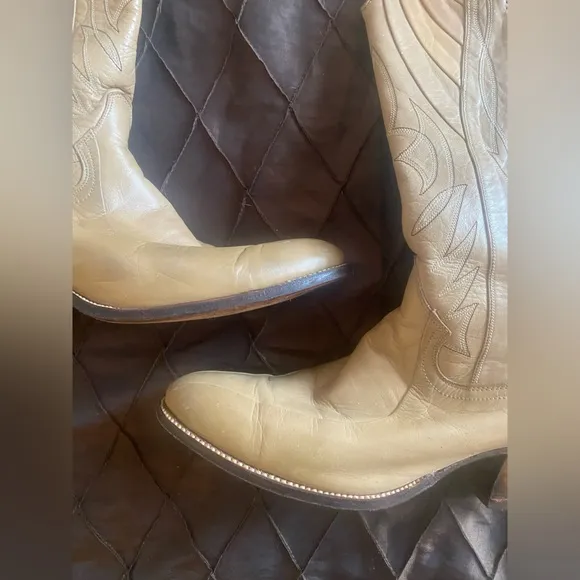 Dan Post Western Boots size 7.5  -Beige Super soft comfy