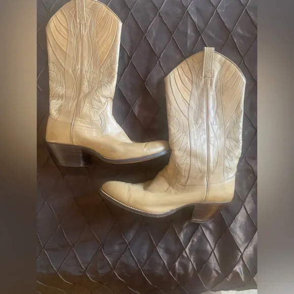 Dan Post Western Boots size 7.5  -Beige Super soft comfy