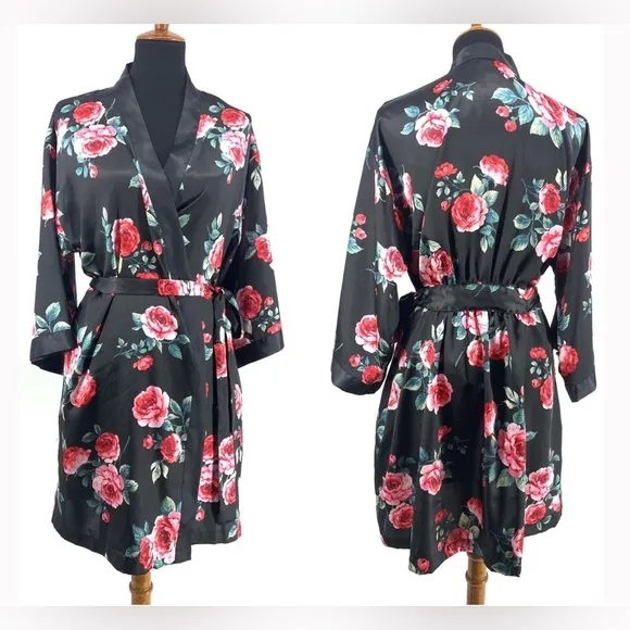 EUC- Thalia Sodi Floral Robe w/Fixed Back Tie &amp; Matching Chemise