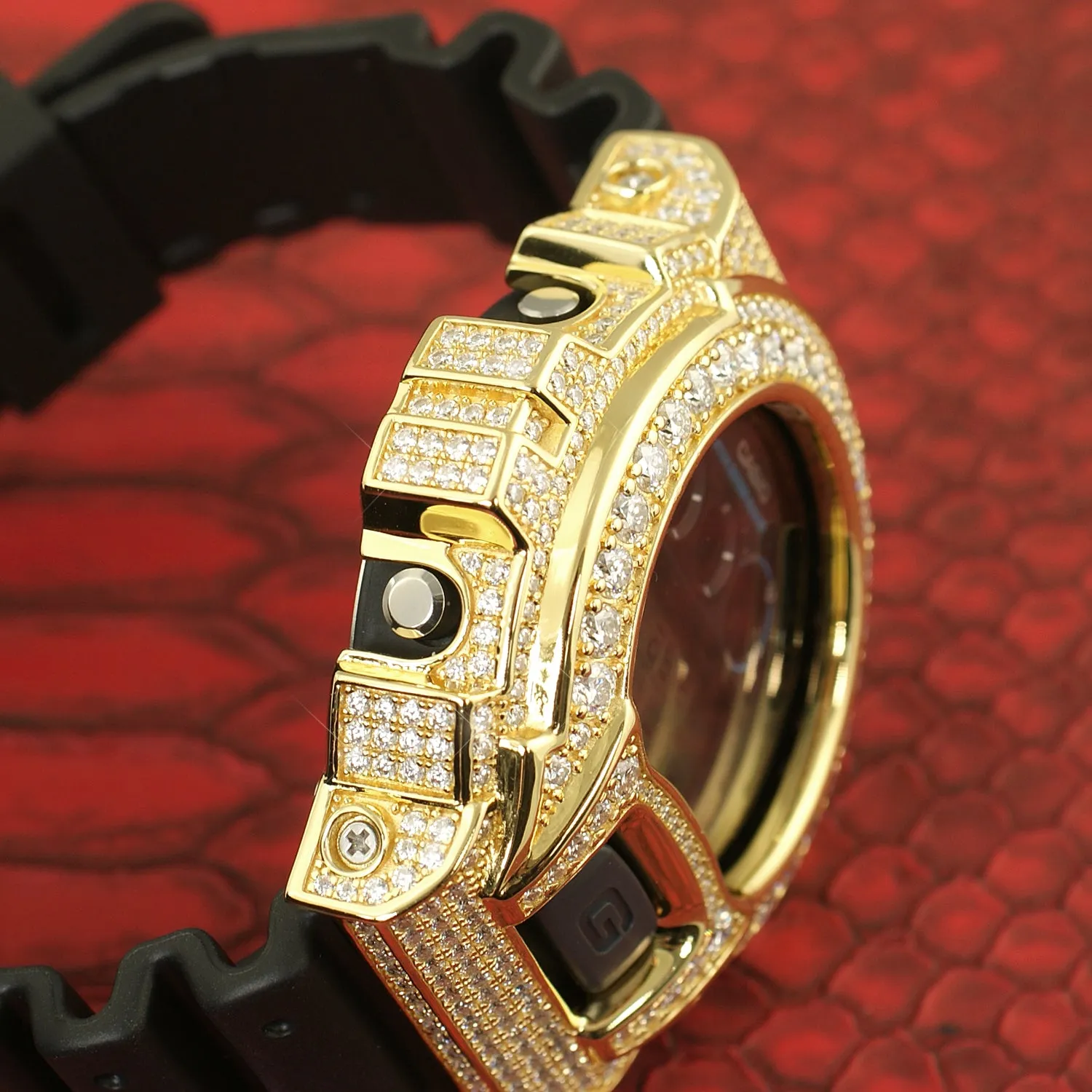 Gold VVS1 Moissanite G Shock 8.30 Carat
