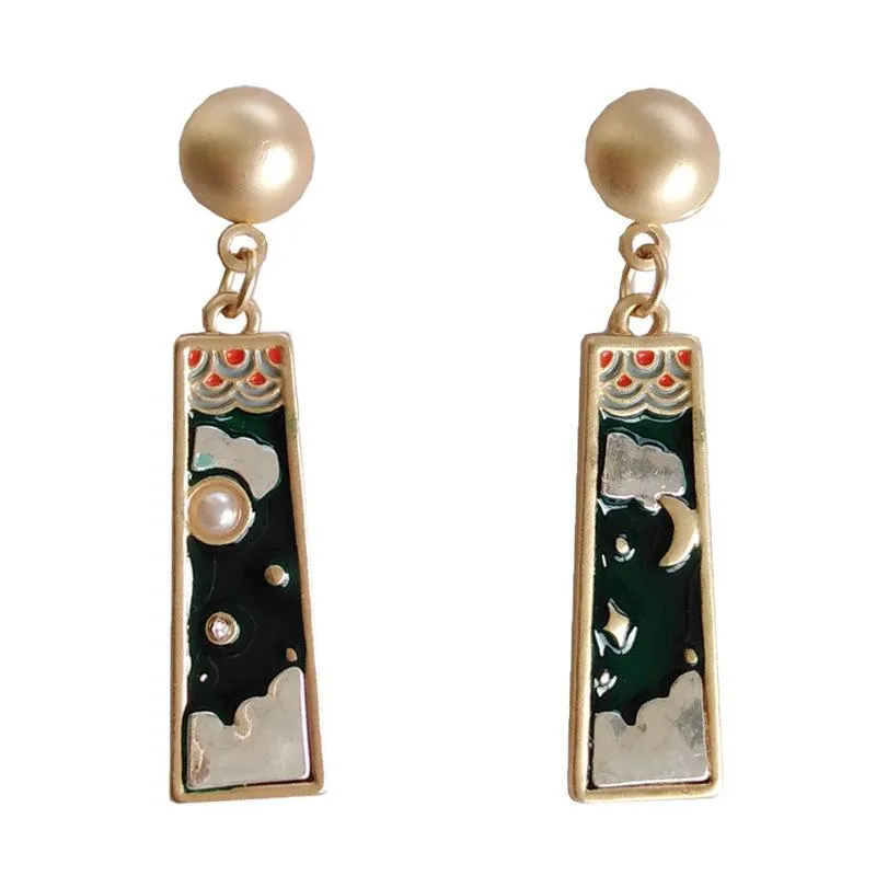 just-lil-things-gold-earrings-pin-earrings-jlt10348
