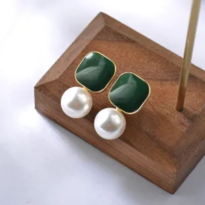 just-lil-things-pin-earring-green-earring-jlt10525
