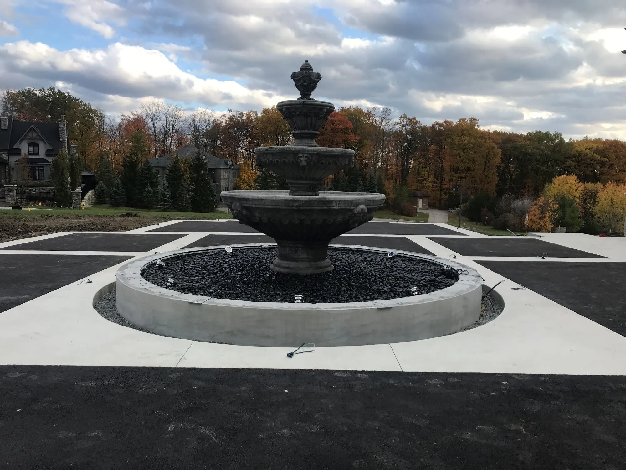 Large Lion Head Fountain