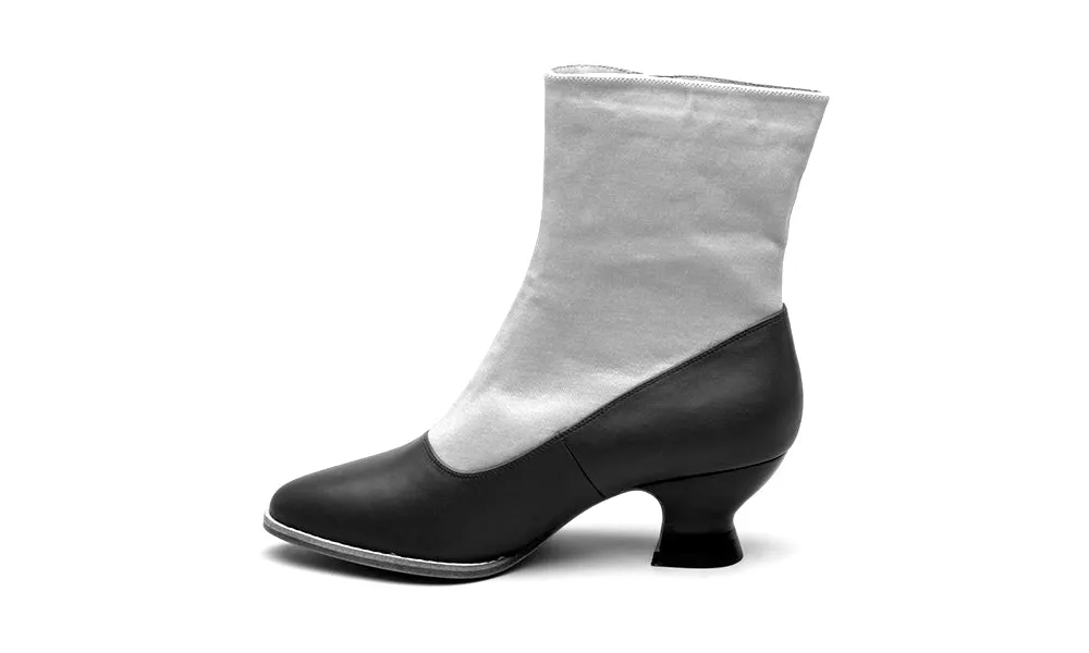 Manhattan Victorian Cloth-Top Button Boots (Tan/Brown)