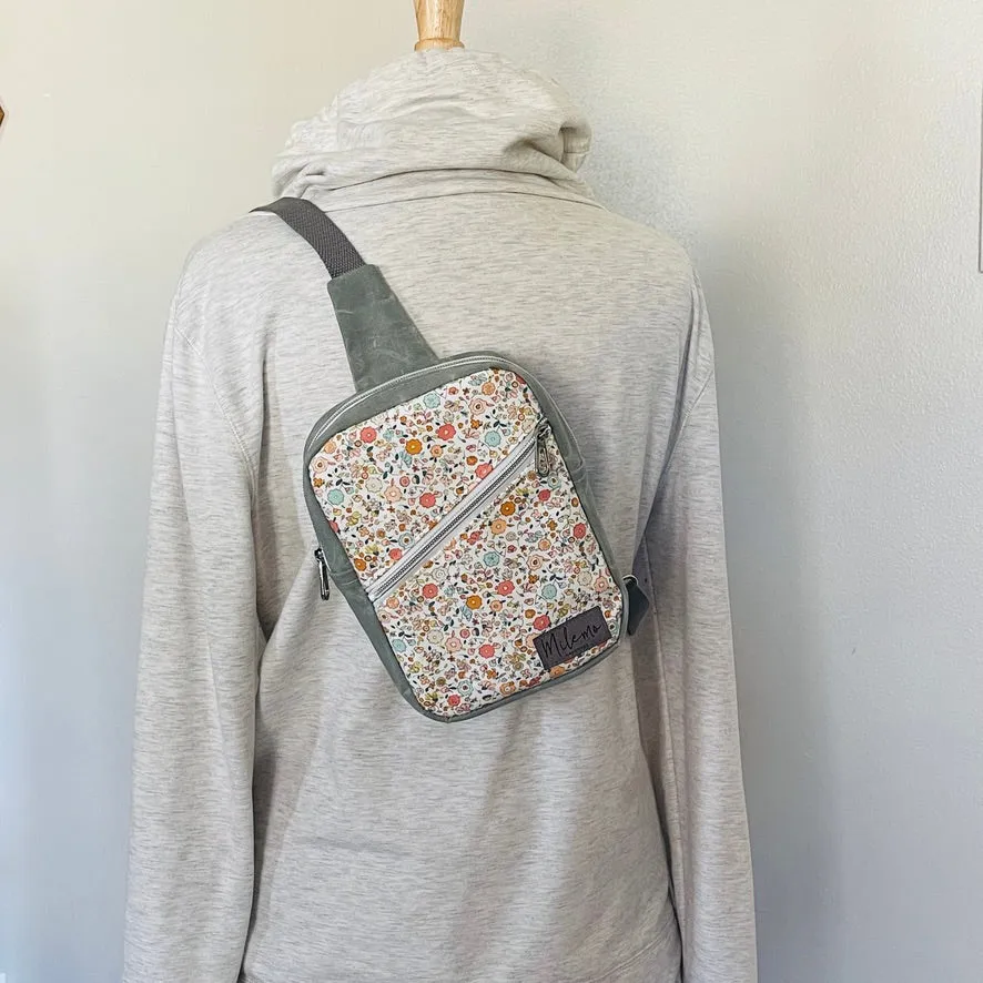 Medium Andie Sling