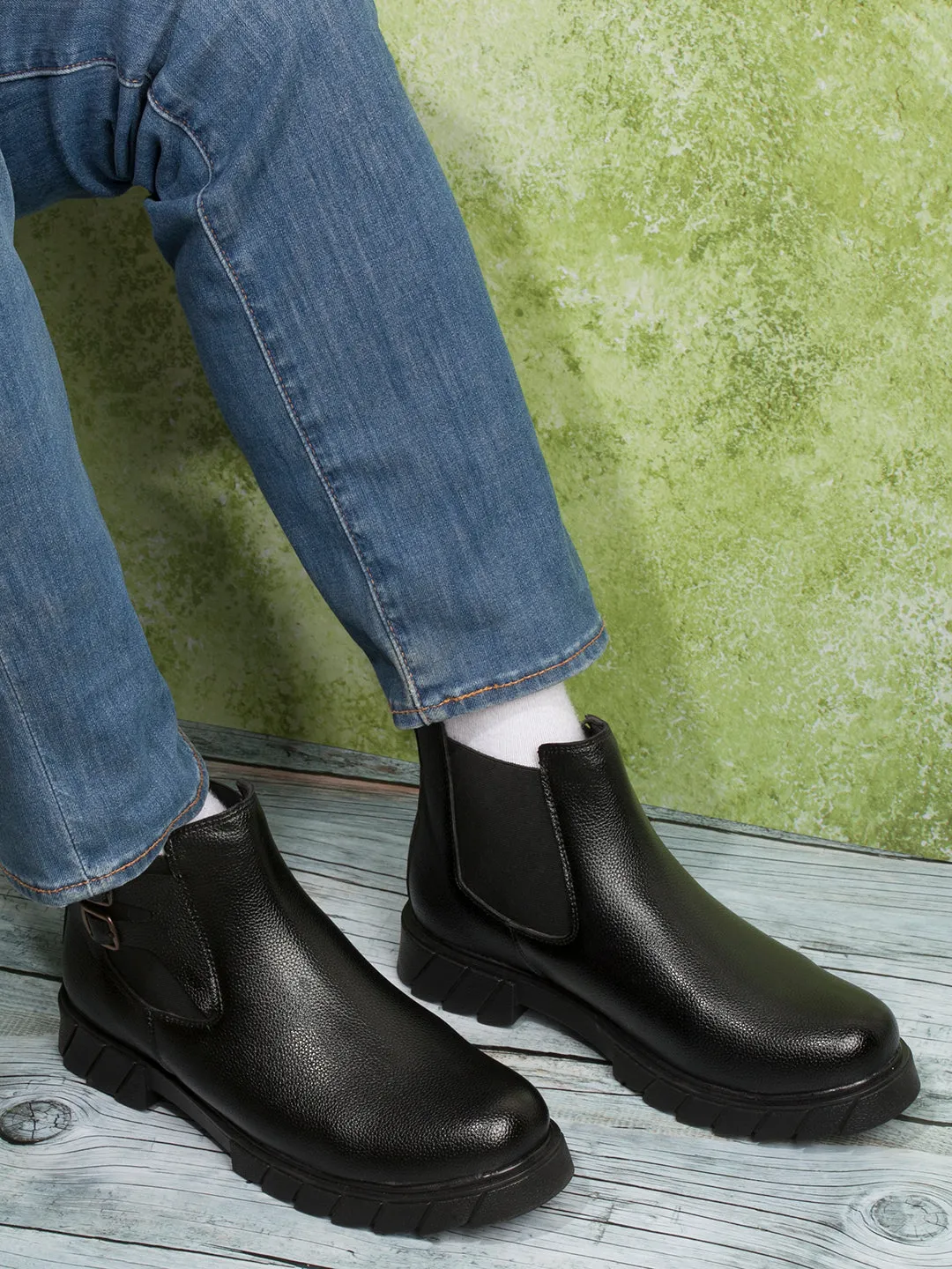 Men's Black Round Toe Casual Slip On Boots (IX3038)