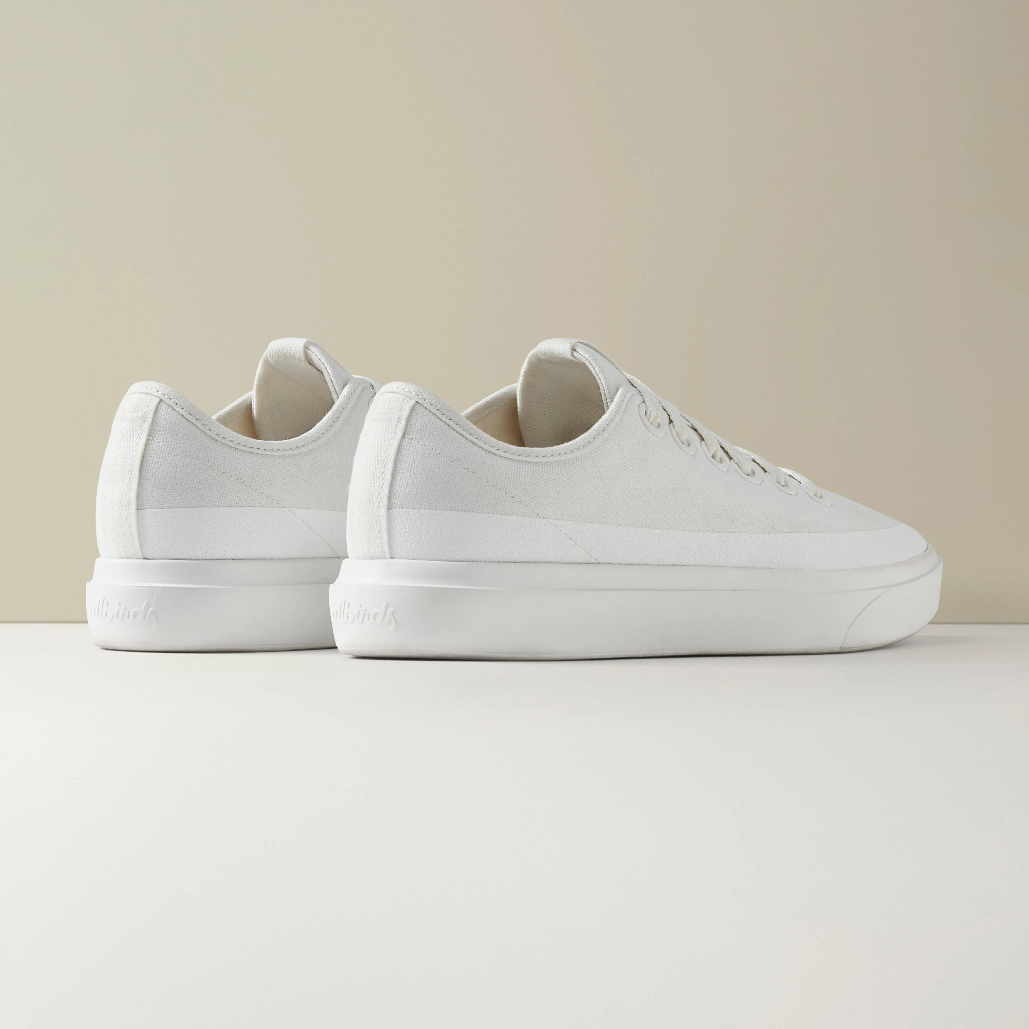 Men's Canvas Pipers