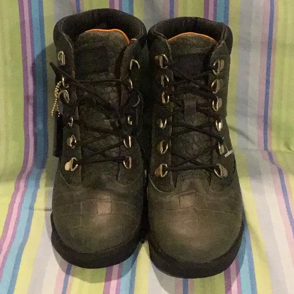 Pc1) limited release timberland 🥾
