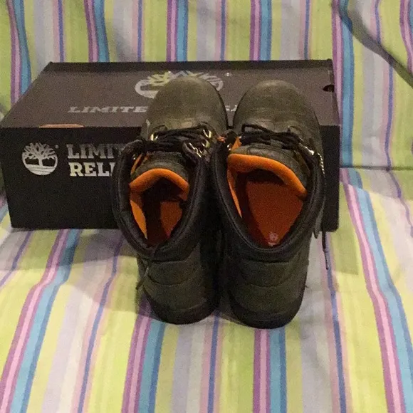 Pc1) limited release timberland 🥾