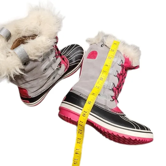 Sorel Joan of Arctic Faux Fur Lace Up Grey/Pink/Black Winter Snow Boots 4