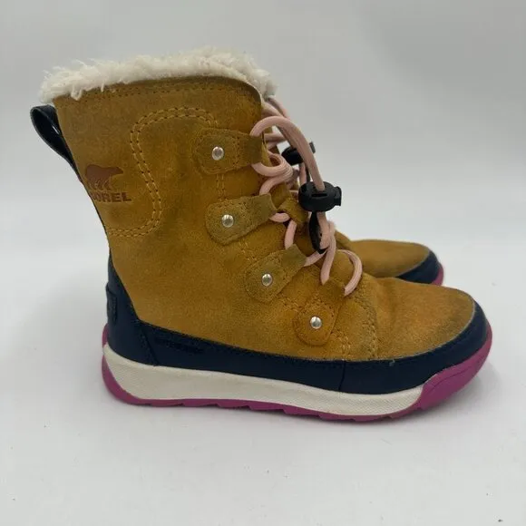SOREL Youth Joan of Arctic Boot in Omega Taupe, Gum youth size 12