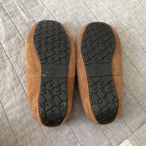 UGG® Ascot Slipper - Little Kid / Big Kid - Chestnut